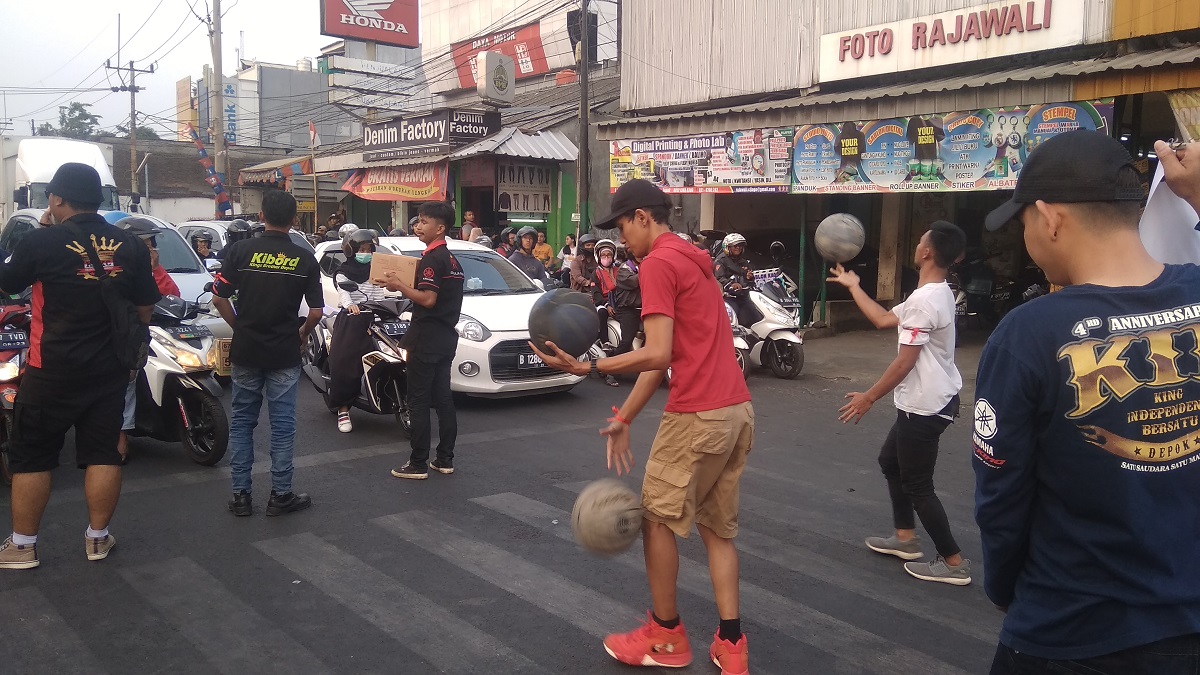 36 Komunitas di Depok Aksi Peduli Korban Kebakaran Hutan