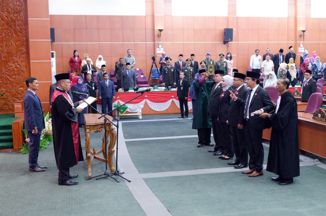 Sidang Paripurna di DPRD Kota Depok Diwarnai Hujan Interupsi