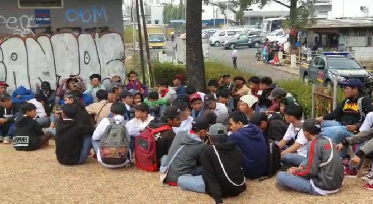 Diduga Hendak Ikut Demo, Pelajar STM di Depok Diamankan Aparat
