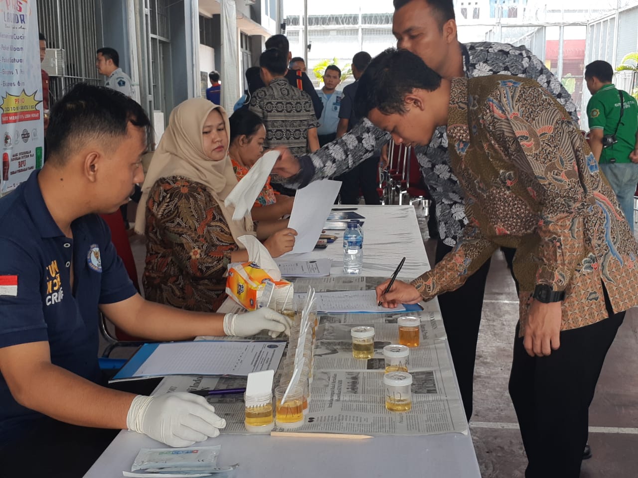 Seluruh Pegawai Rutan Kelas II B Kota Depok Dites Urin
