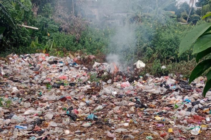 Penemuan Tempat Pembuangan Sampah Liar di Kelurahan Curug