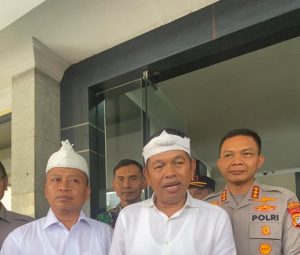 Wali Kota Depok bersama Gubernur Jawa Barat di Polres Depok