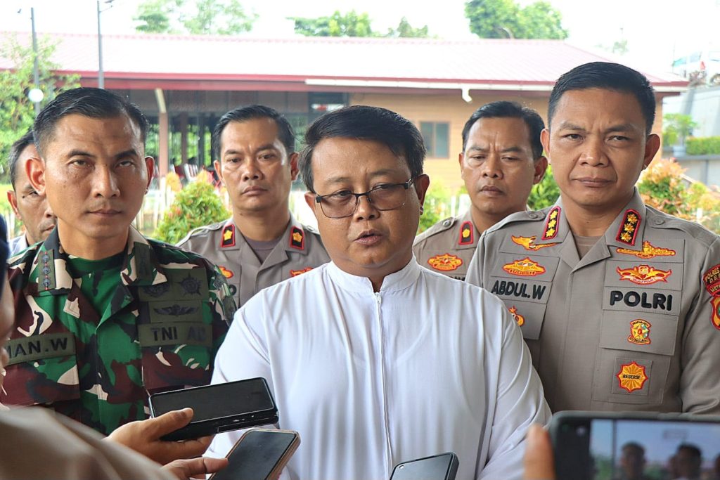 kapolres tinjau ibadah kenaikan isa al masih