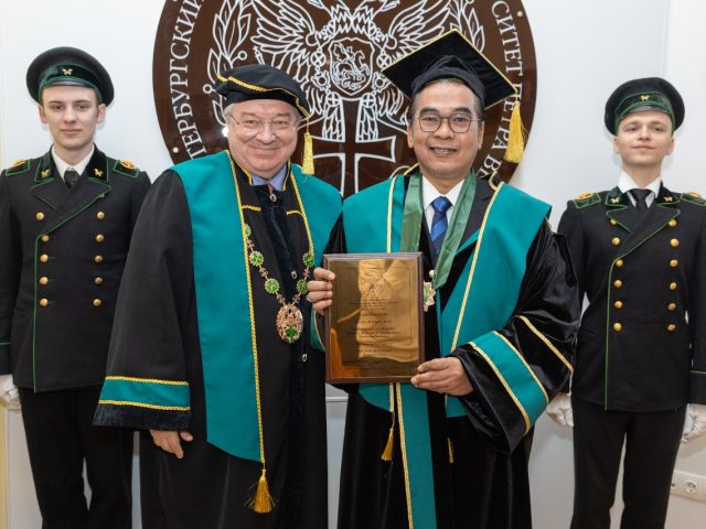 Ini Profil Prof. Ali Berawi, Guru Besar UI yang Dianugerahi Gelar Doktor Kehormatan dari St. Petersburg Polytechnic University