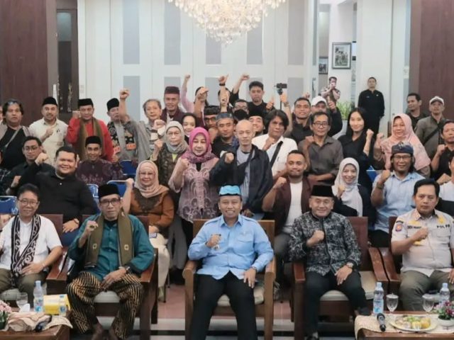 Diabaikan Selama 10 Tahun oleh Idris, Akhirnya Nuroji Dapat SK dan Dilantik Supian Suri sebagai Ketua DKD