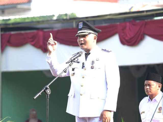 Mirip Presiden Soekarno, Lurah Tugu Pidato Tanpa Teks saat Upacara HUT RI