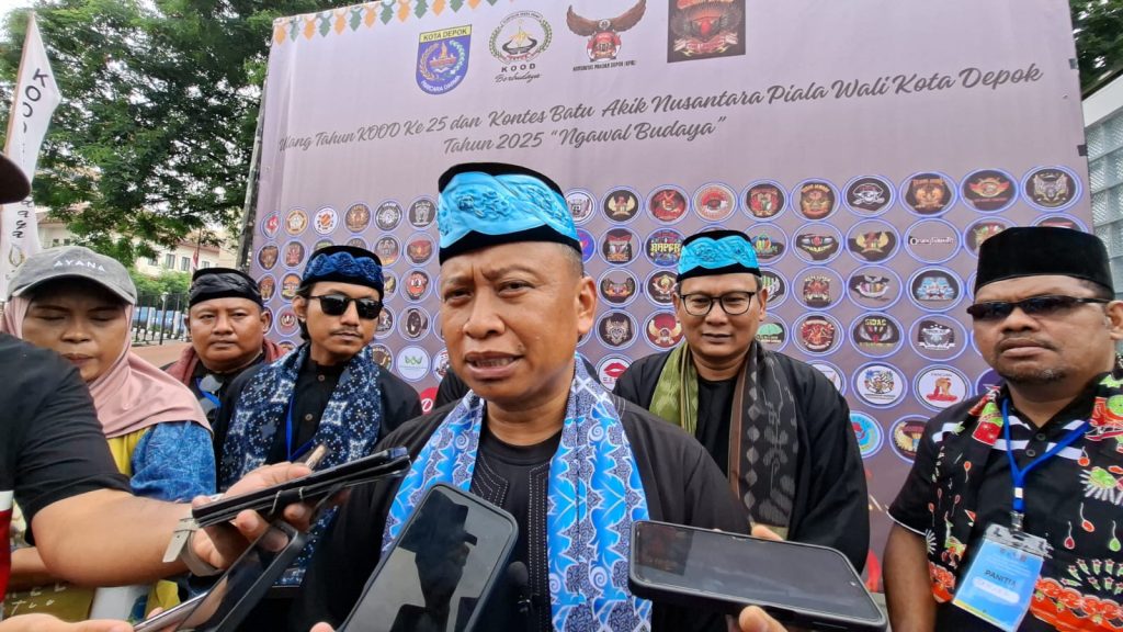 Wali kota buka kontes batu akik
