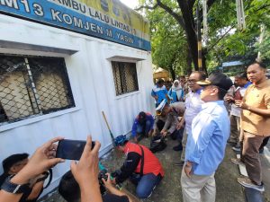 Buruh Depok bersih-bersih pospol
