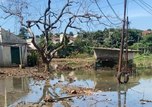 Warga Kampung Bulak Barat terisolir