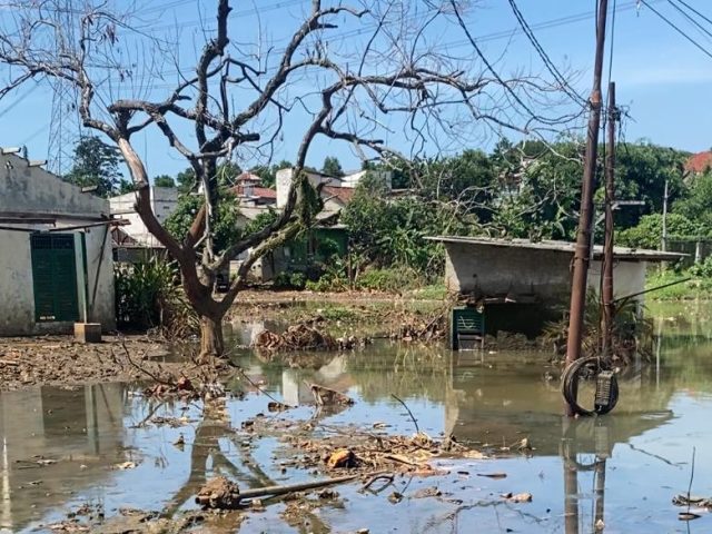 Jeritan Warga Bulak Barat : Hampir Tiga Tahun Hidup Terisolir Akibat Banjir Tak Kunjung Surut