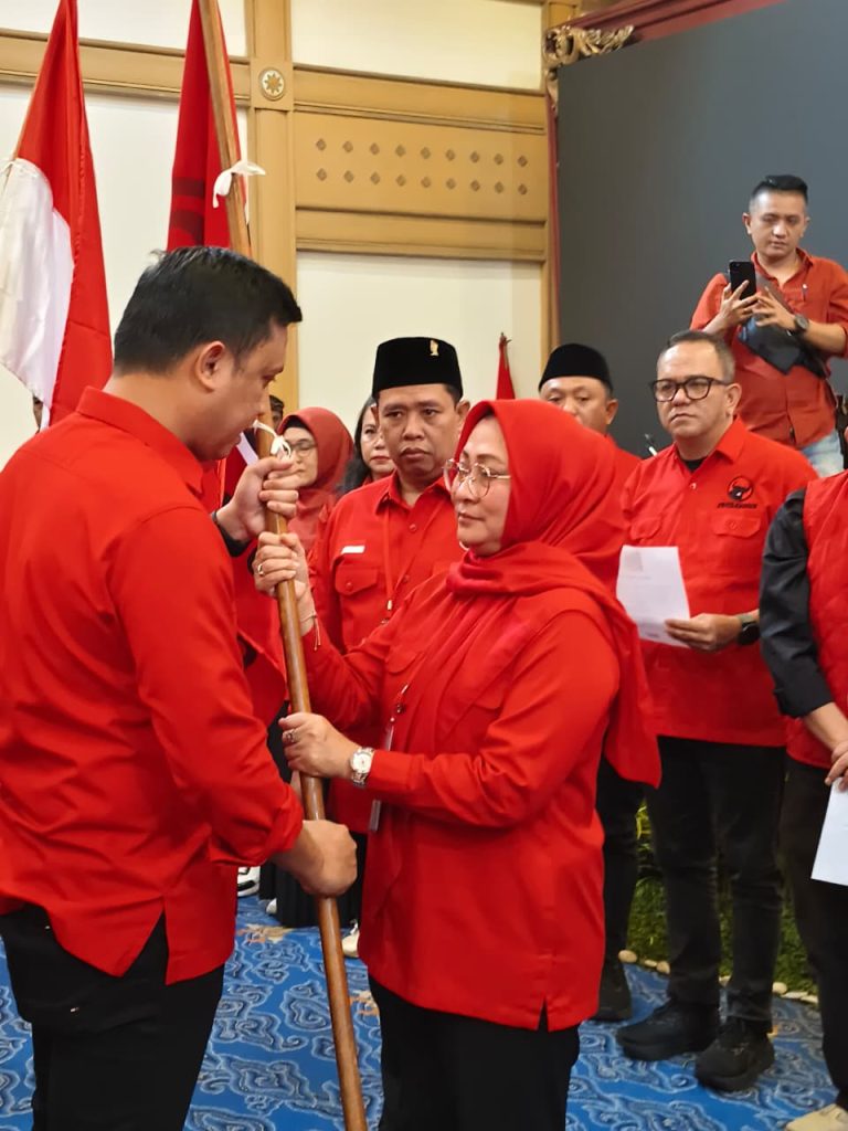 Pelantikan Yuni jadi Ketua DPC PDI-P Depok