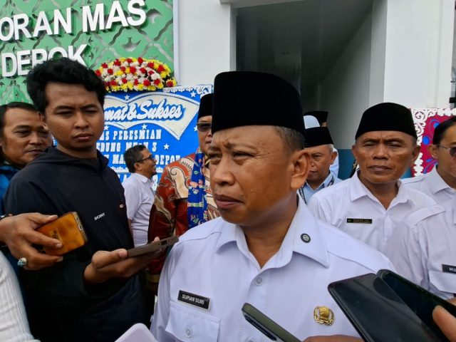 SMPN 3 Kekurangan Fasilitas Meja Kursi, Wali Kota Minta Bantuan CSR BJB