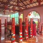 Tengok Khusyuknya Umat Tionghoa saat Ibadah di  Vihara Gayatri