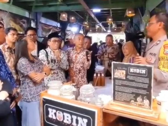 Begini Cara Polri Dekatkan Diri dengan Warga, Dimulai dari Secangkir Kopi