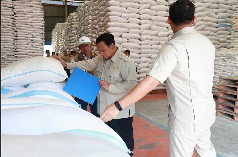Prabowo sidak gudang beras