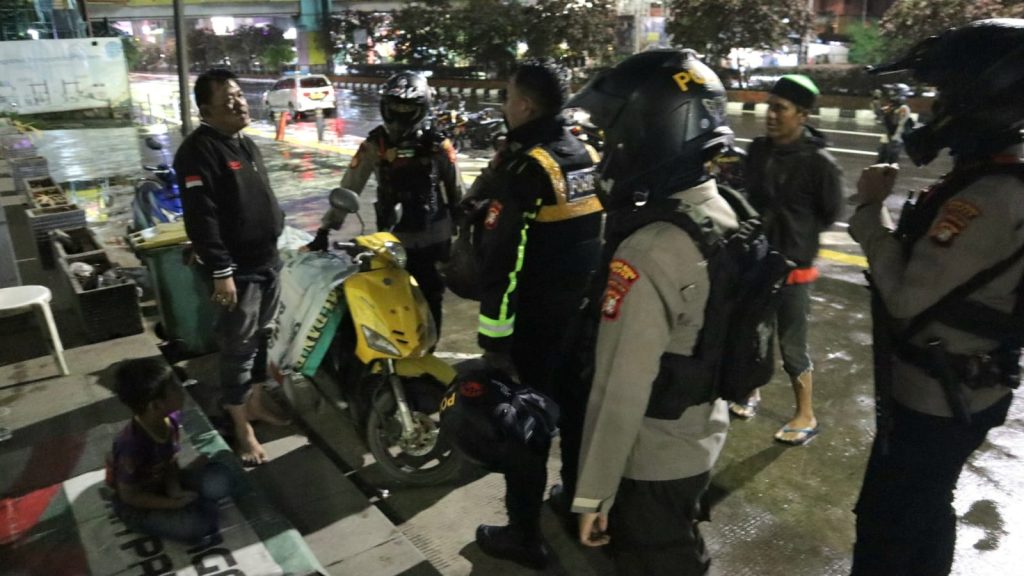 Patroli Tim 3P Polres Depok