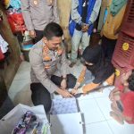 Bocah Viral Ikut Ngamen Ibunya Dikunjungi Kapolres Depok, Novi Langsung Peluk Erat: Makasih Pak