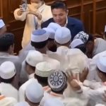 Teddy Sambut Kehadiran 300 Santri dan Santriwati Ponpes Qurrotu Nafsin ke Istana Presiden