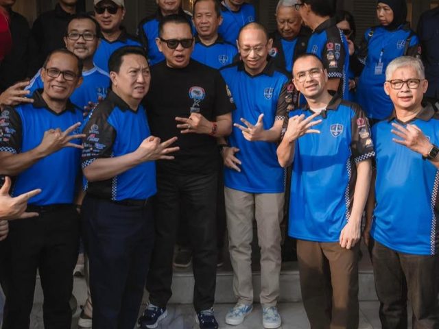 Raffi Ahmad dan Boy Tohir ‘Ngaspal’ Bareng Jelajahi Kota Jakarta