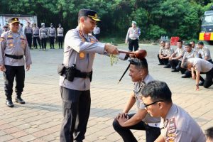 Personel Polres Depok naik pangkat