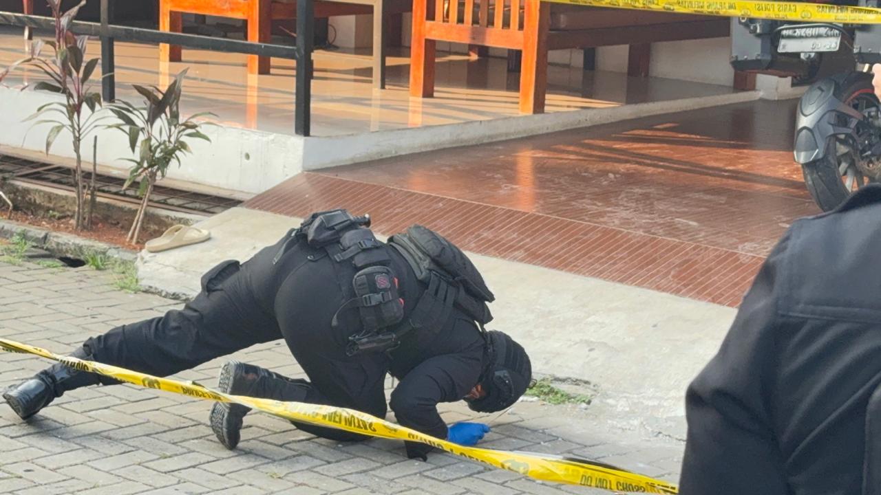 Dugaan teror drone bawa granat di Bojongsari