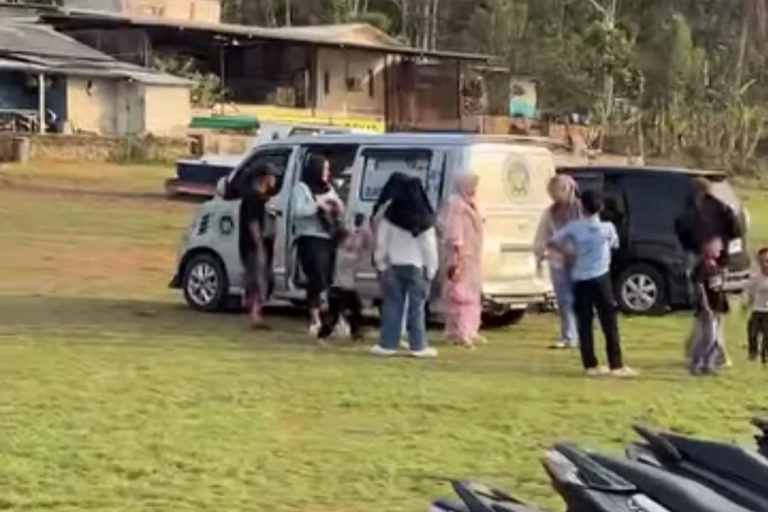 Viral Mobil SPPG Diduga Dipakai Piknik di Waduk Darma Kuningan